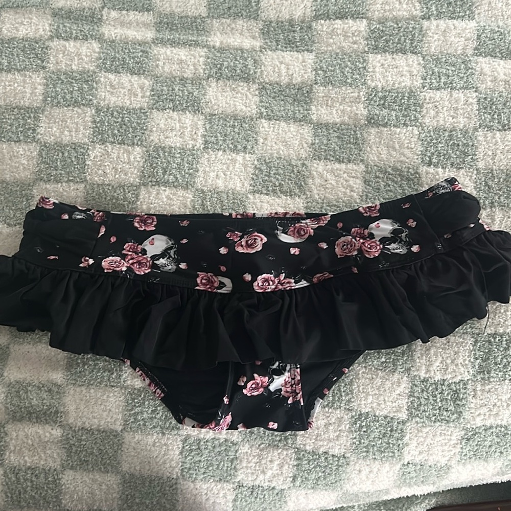 Hot Topic Bikini Bottoms NEW